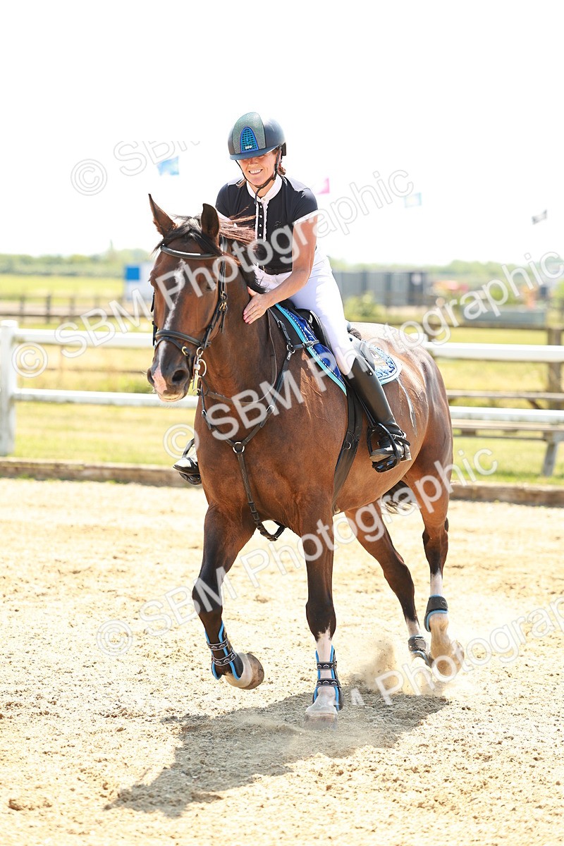 SBM_001808 - Class 4 - Senior Newcomers - 1.10m