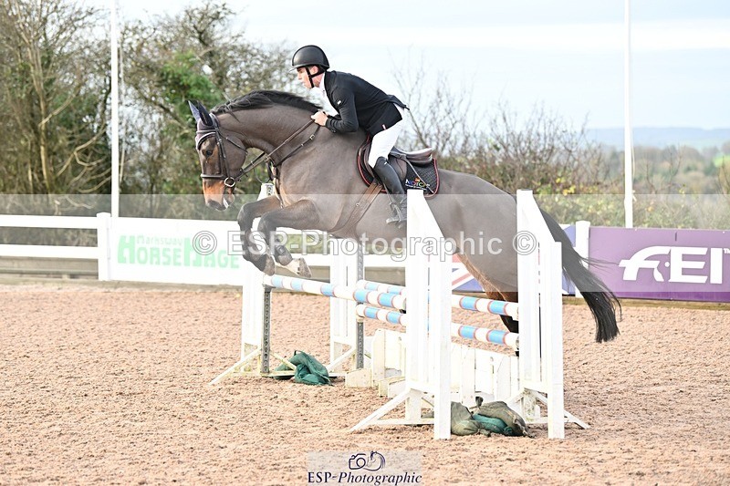 241206-100050-00143 - Cls 2 British Novice and 90cm Open