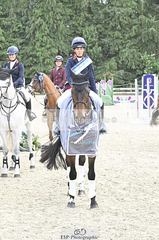 250525A-161118-18512 - Presentations Section C CCI 2 Star Long