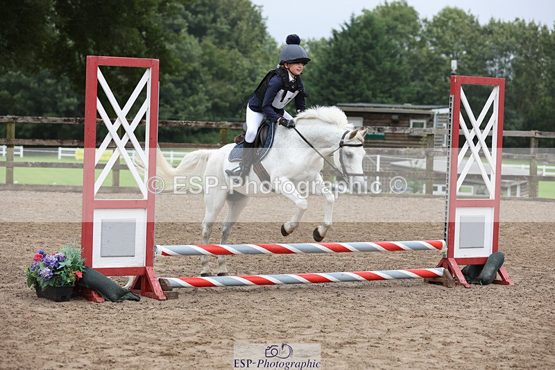 240822X-083448-00013 - 40cm R1 8.30 to 9.30