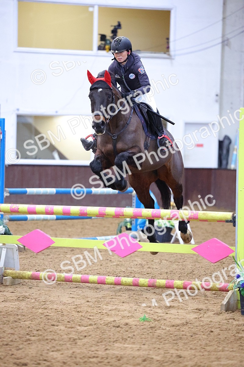 SBM_003040 - Class 14 - Clear Round 80cm