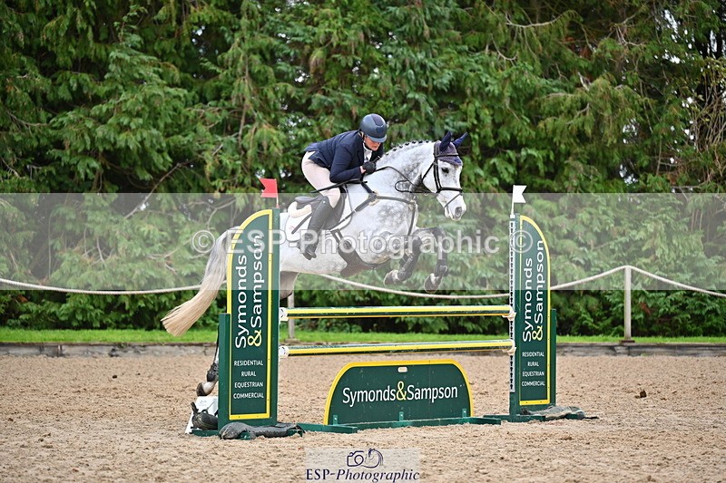 251026A-121934-24319 - E-388-Charlotte.Rowe