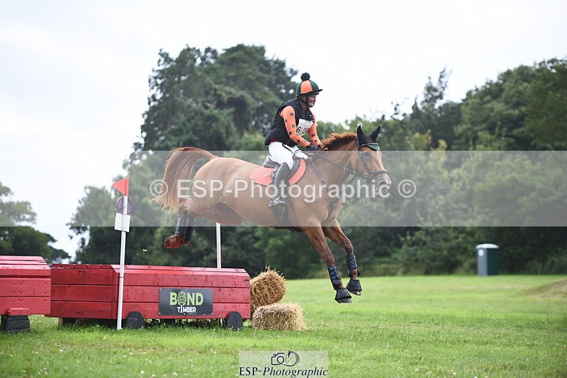 240804-163706-18626 - 620-Alana_Shapland-FOREVER_AUTUMN_DS