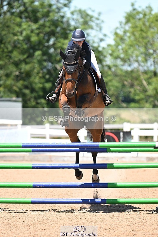 250709-131912-00805 - Cls 4 Snr Newcomers & Snr 1.10m