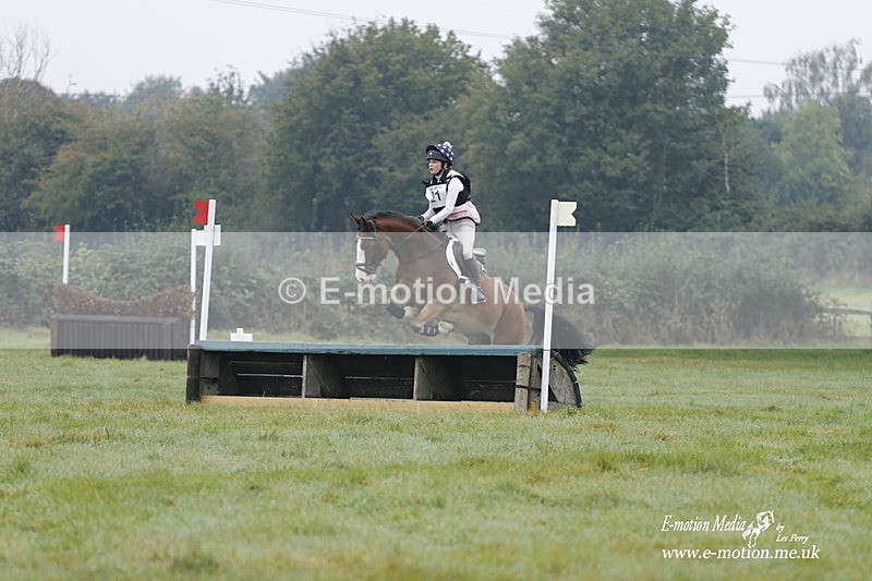 WWHT 171021 0492 - Novice Restricted (0.80m)  17/10/21