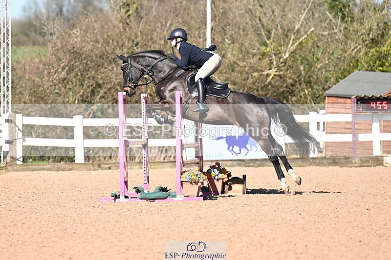 260318B-103115-00106 - Clear Round & Brit Nov 90cm