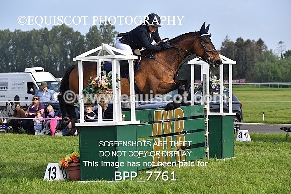 BPP_7761 - CLASS 6 Nisbets Fresh From The Farm & The Golf Inn 1.00m Amateur Championship