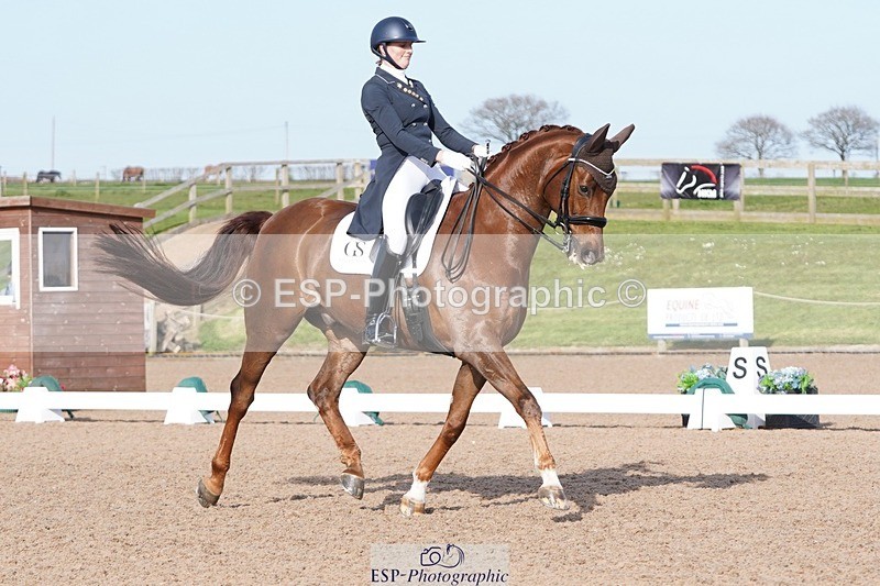 250404-170150-07858 - 141-Tyla.Schou-Dennis.DeNiro