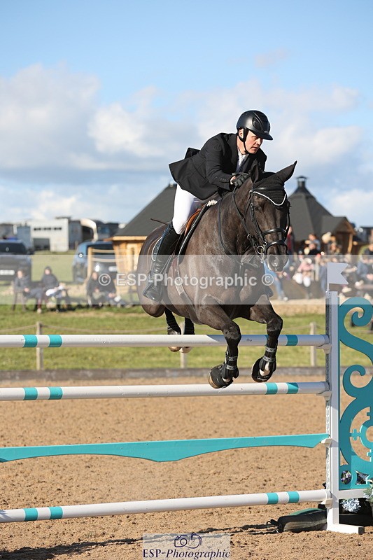 240419A-173927-09914 - Cls 10, 2 Star Big Tour 145cm  Break to End