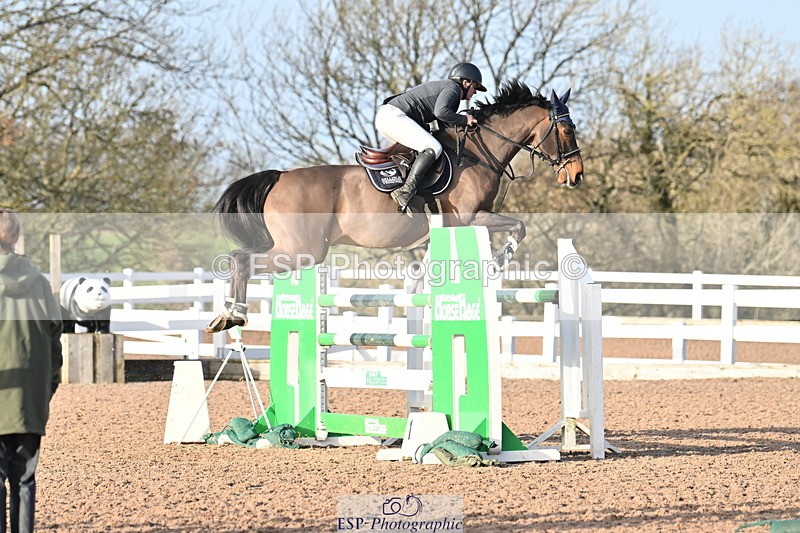 231209A-134843-01943 - Cls 15 National 1.30m & 1.40m