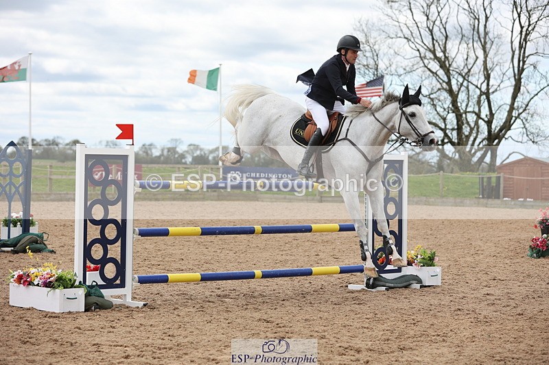 240419A-122745-07246 - Cls 6, 2 Star Medium Tour 1.35m