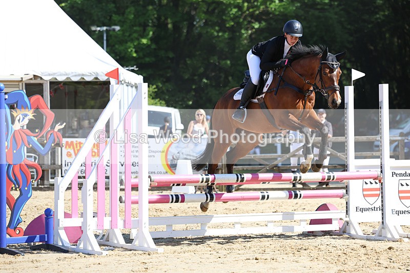 3E7A5279 - Class 4: Senior BN/90cm open