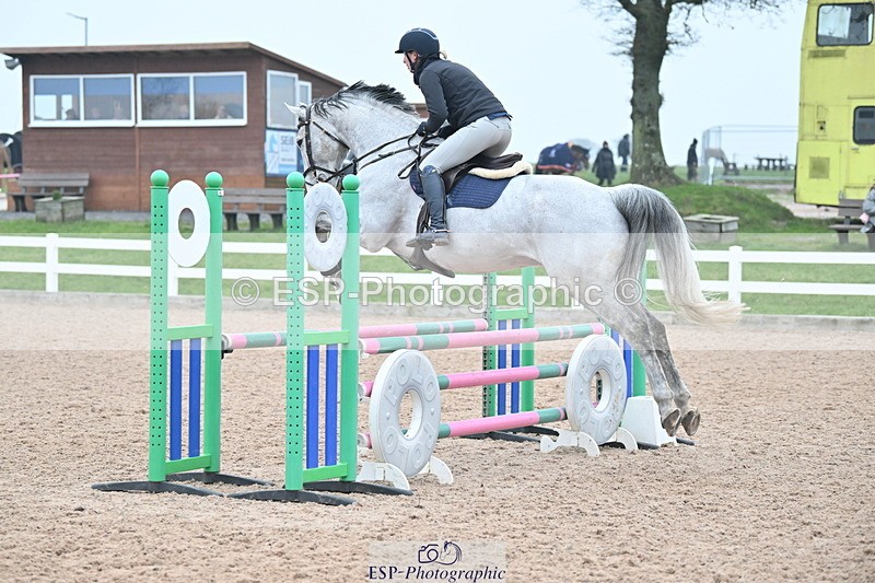 240113A-100229-01607 - Cls 9 British Novice and 90cm Open