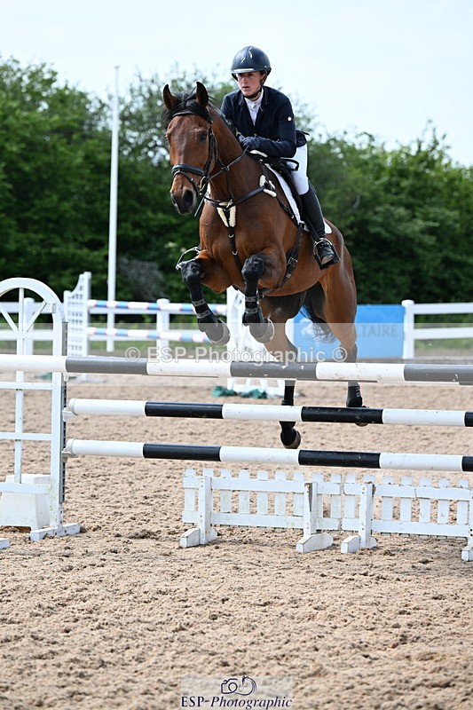 240605A-153450-00908 - Cls 5 Foxhunter and 1.20m Open