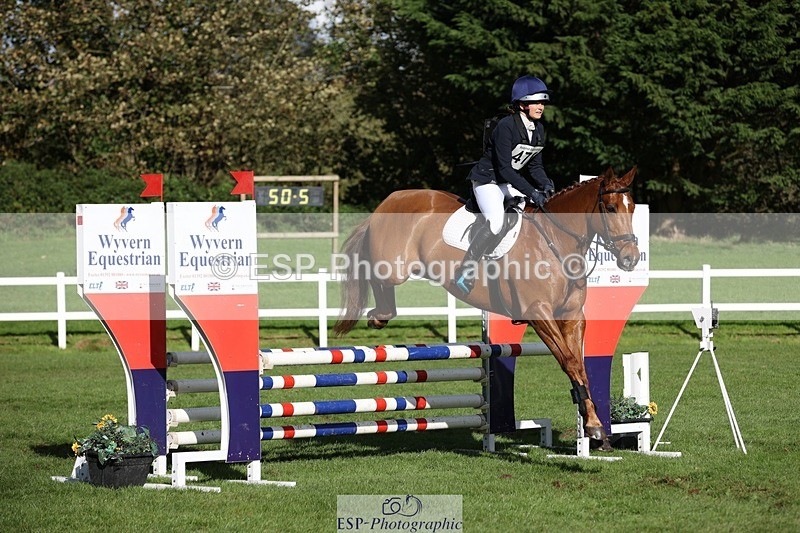 231022-141937-28189 - 476-MONARTS.MASTERCLASS-Laura.Bostock-TrotUp+SJ