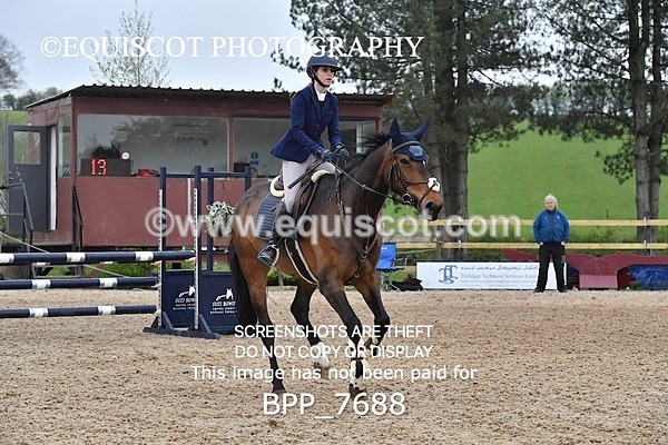 BPP_7688 - CLASS 14 SAT Senior BritiNovice/ 90cm Open