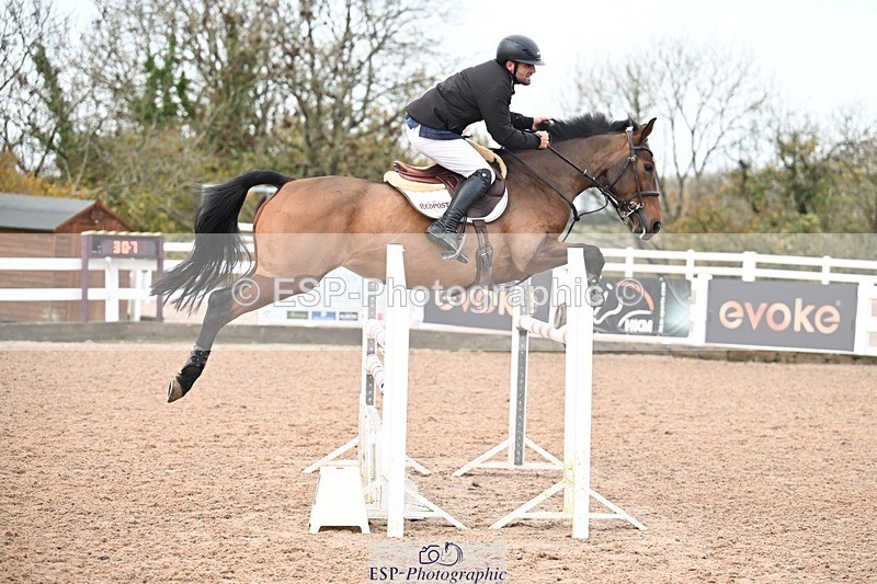 251105-131800-00670 - Cls 04 Newc & 1.10m Open