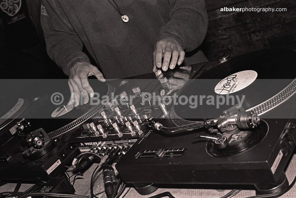 19 - DJ Q Bert @ Sankeys Soap 09.07.02