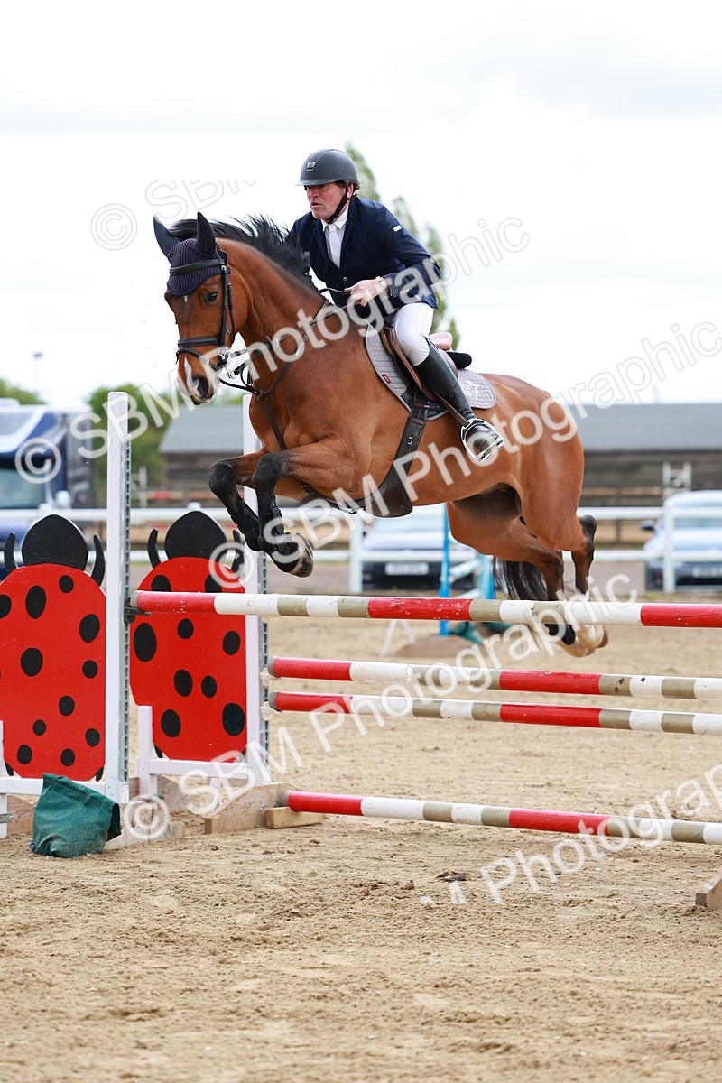 SBM_002377 - Class 10 - Senior Newcomers - 1.10m