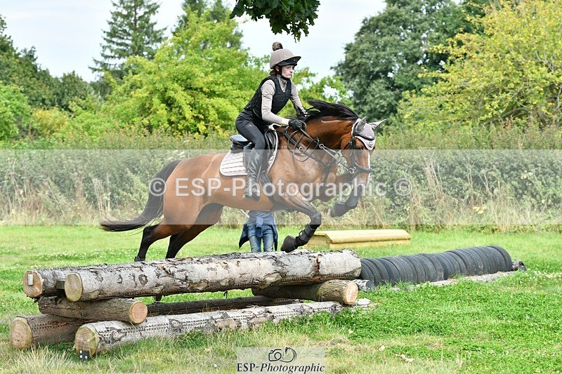 230817-140153-01117 - Theo's 1st Group - XC