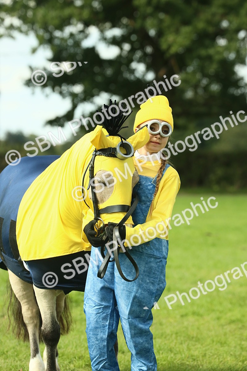 SBM_63557 - S35 - Fancy Dress Showing