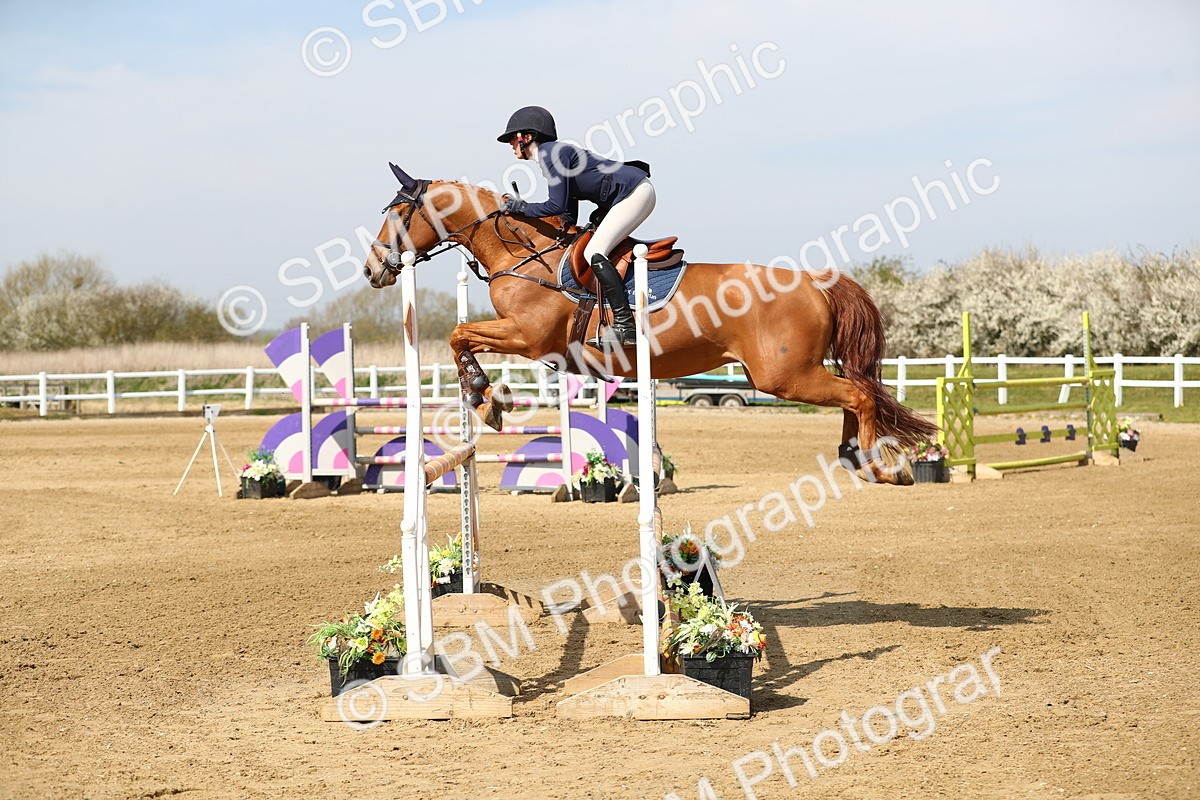 SBM_002590 - Class 10 - Senior Newcomers - 1.10m