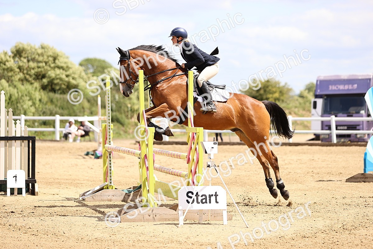 SBM_000077 - Class 3 - 90cm showjumping
