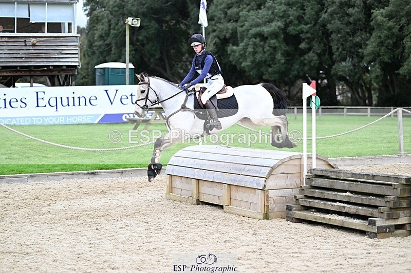 241117-145049-04738 - Cls 3 90-95cm 14.00 to 15.00