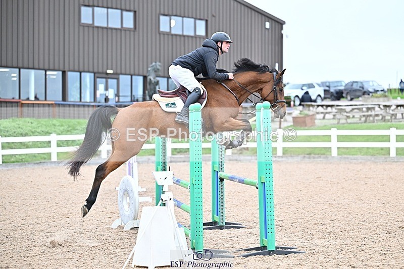 251015-104711-00119 - Cls 1 British Novice and 90cm Open