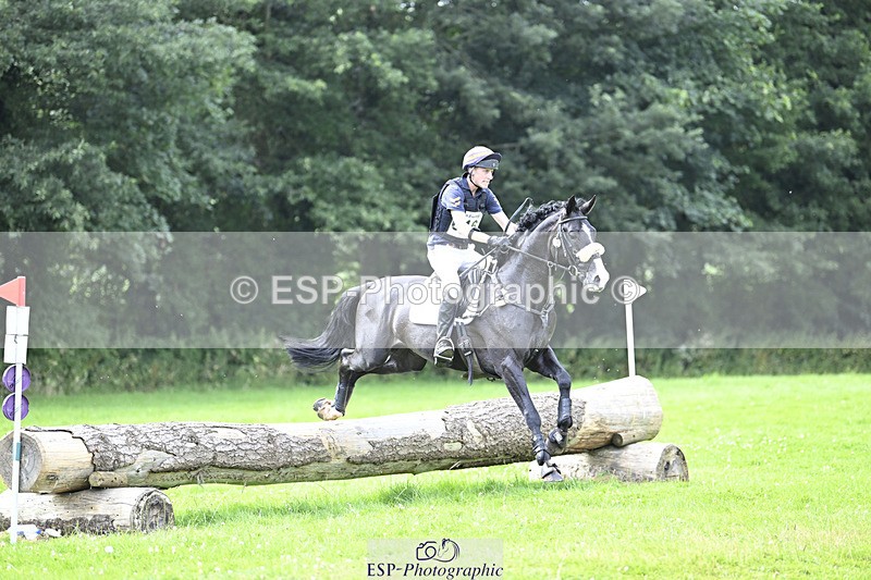 240804-155326-18436 - 616-Max_Forster-HEVANS_ROYAL_REVOLUTION