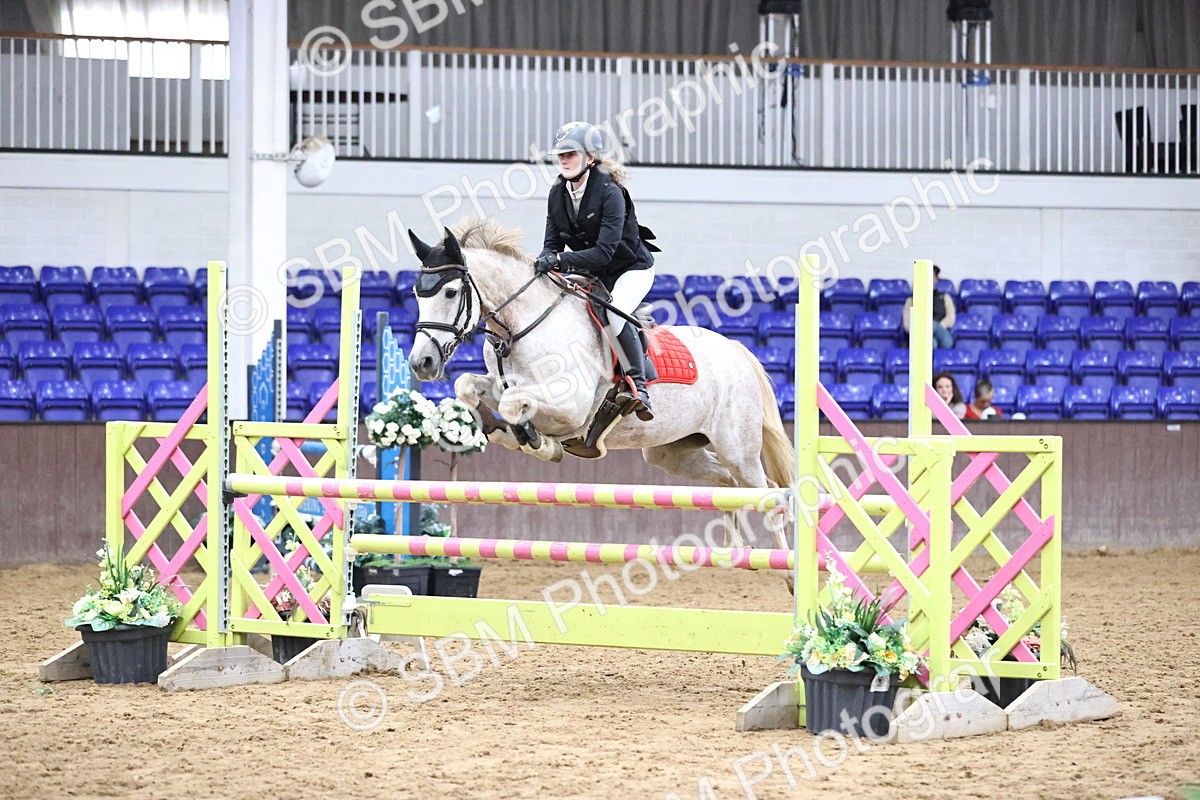SBM_001099 - Class 5 - Blue Chip Pony Newcomers 1.00m Open