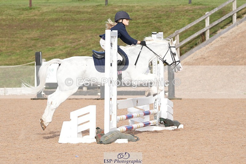 260926-161918-01401 - Cls 13 70cm Speed Derby