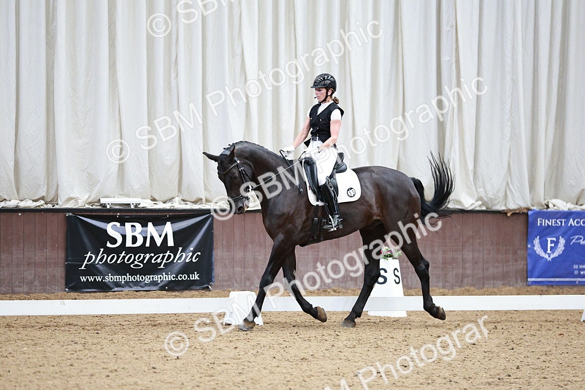 SBM_006442 - Class 16 - Advanced Medium 5 - 16.02-17.22