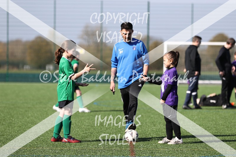1DX30003 - 2026-03-21 FC Abbey Meads U9 Purple Girls V Stratton Juniors FC U9 Pheonix Girls