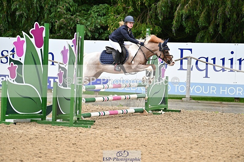 230930-094547-00104 - Cls 1 Pony Intro 70cm