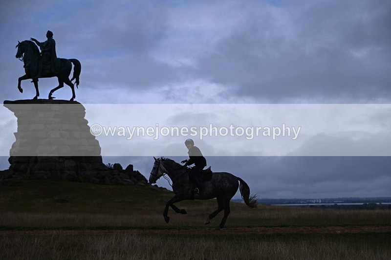DSC_3710 - Time at Statue 13:51 to 14:55