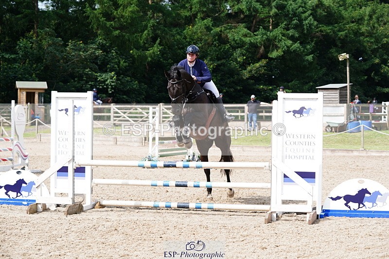 250613A-100926-01212 - Cls 9 85cm Amateur Quali