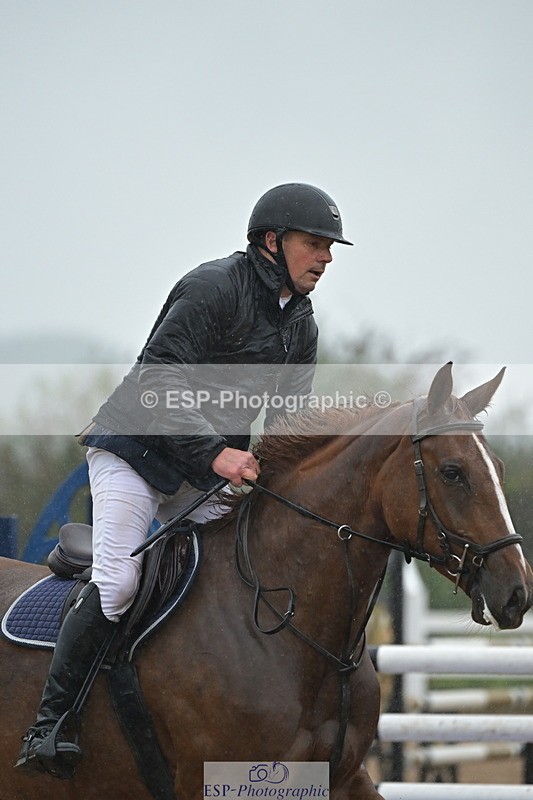 240925A-132239-00843 - Cls 4 Newcomers and 1.10m Open