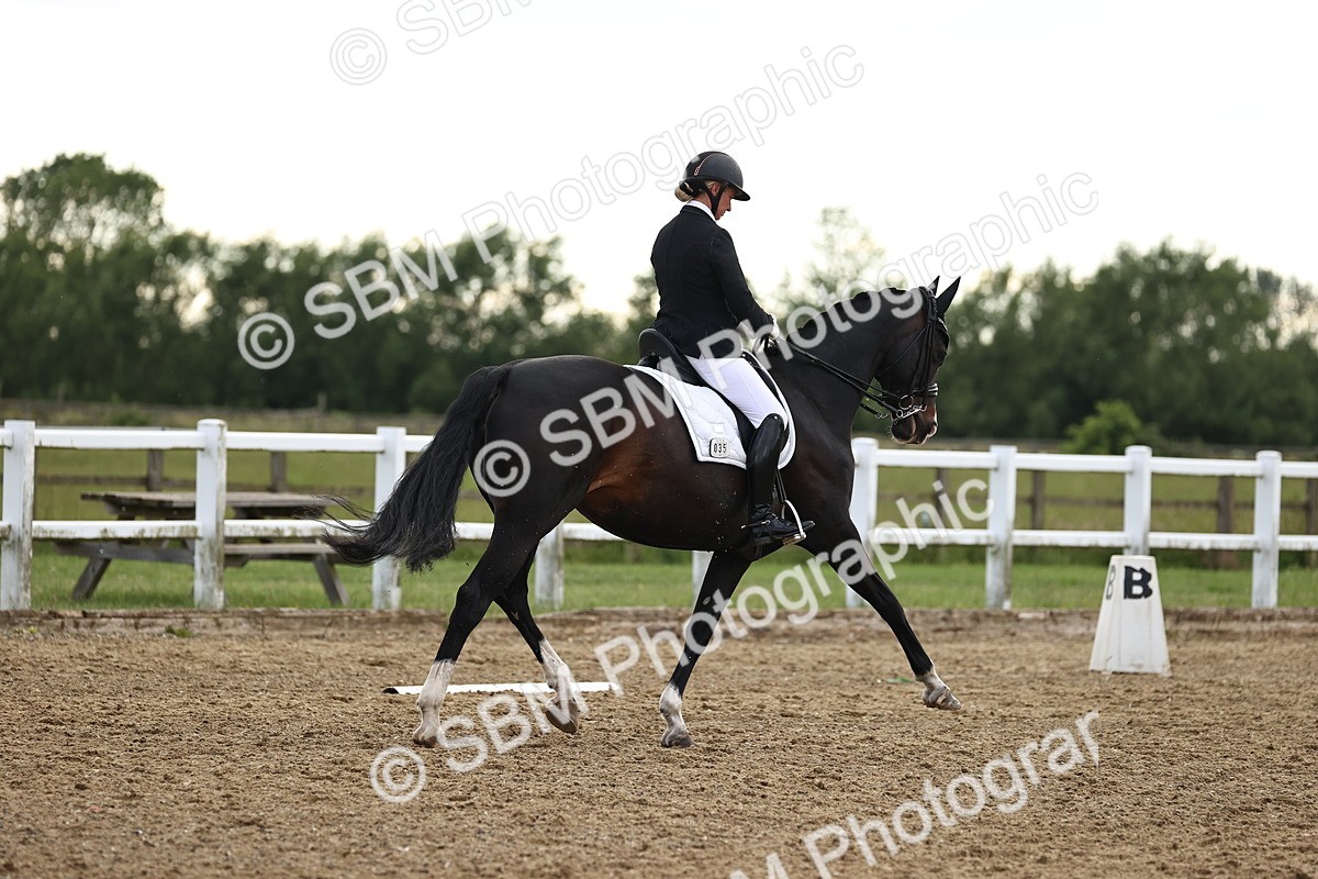SBM_002832