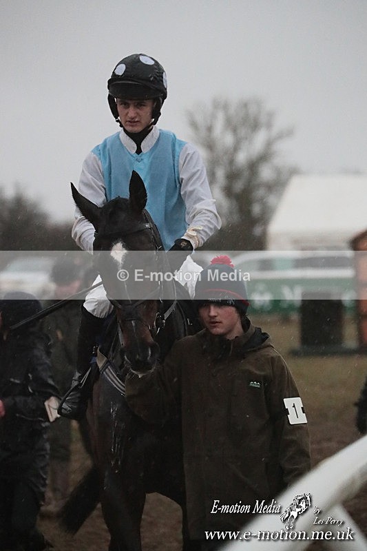 PtP 260125 1175 - Cocklebarrow Point-to-Point racing with the Heythrop Hunt 26/01/25
