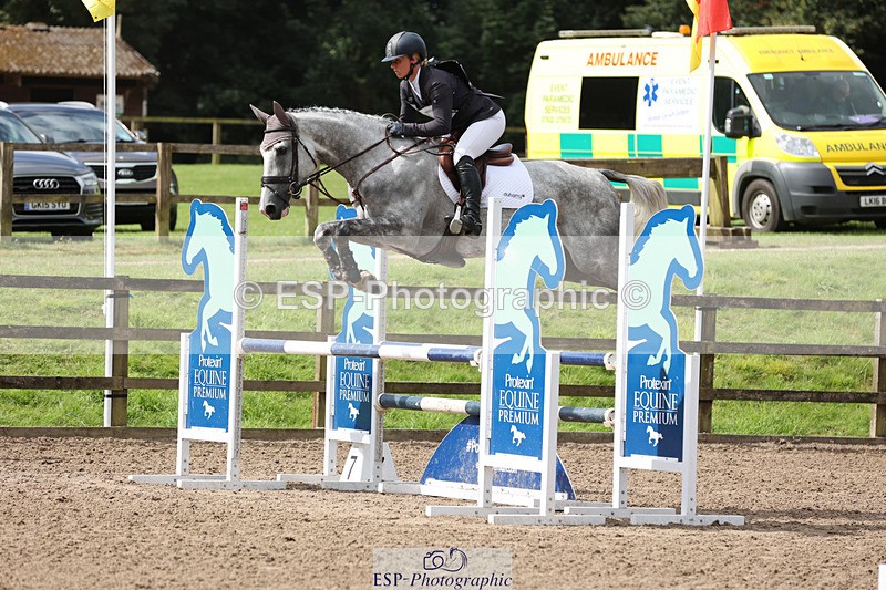 240804-104041-11217 - 356-Dani_Evans-S.H.E_ROWENA_CADE