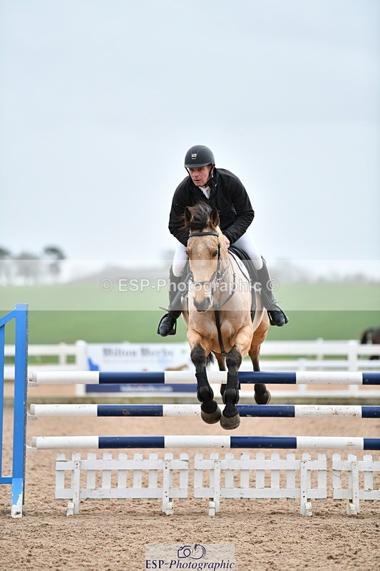 240124A-125356-00577 - Cls 3 Newcomers & 1.10m Open