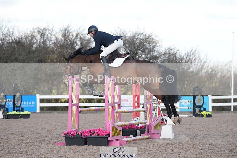 250316-103321-05906 - Cls 21 British Novice and 90cm