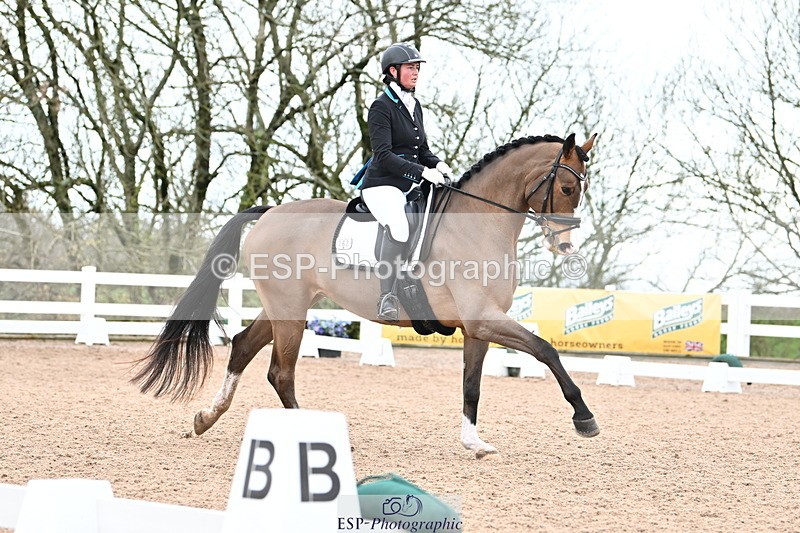 240218A-134426-07718 - 262-Amy.Hose-Enrique