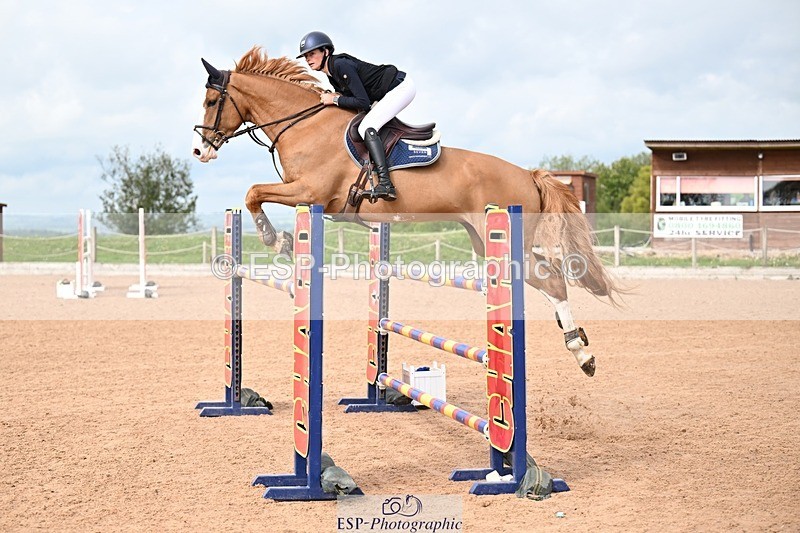 260507-095243-01324 - Cls 1 Snr Foxhunter