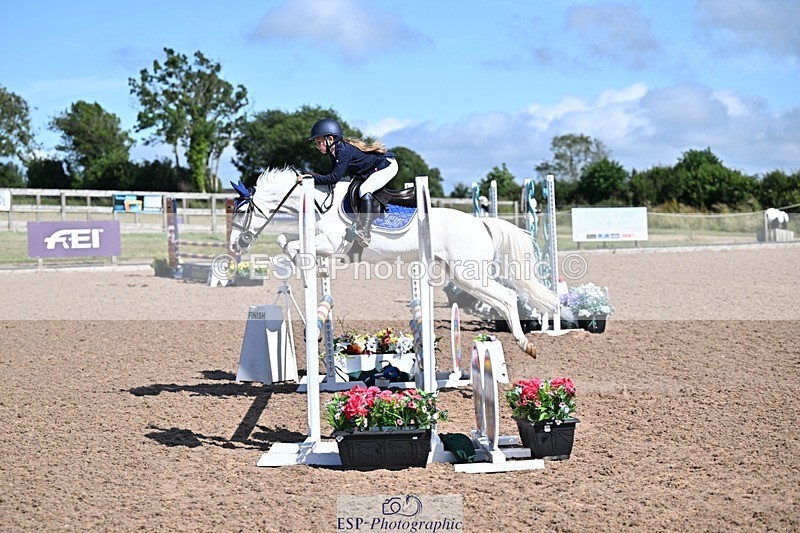 250627-163100-00733 - Cls 6 Stepping Stones 128cm and 138cm