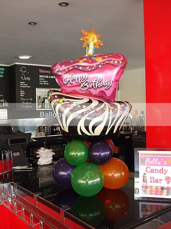 Happy birthday cake - Birthday Balloons