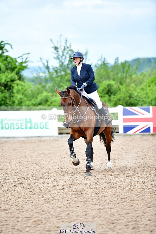 240524A-095102-02337 - Cls 21 British Novice and 90cm Open