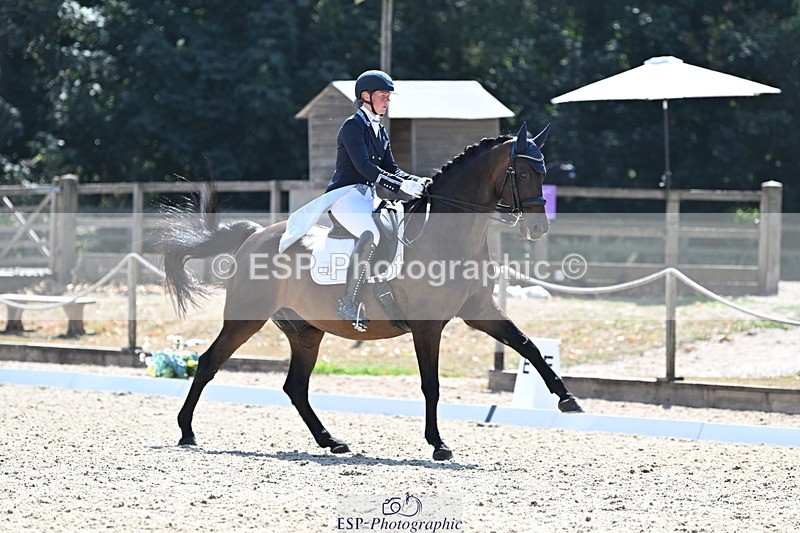 250810A-150103-07542 - 008-Caitlin.BurgessChocotof