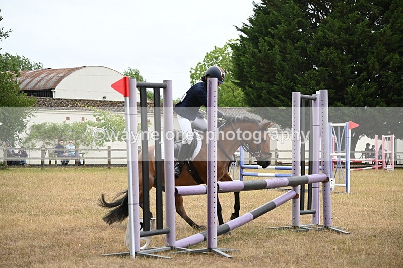 WJ6_0475 - Class 14 Intermediate Jumping 75cm
